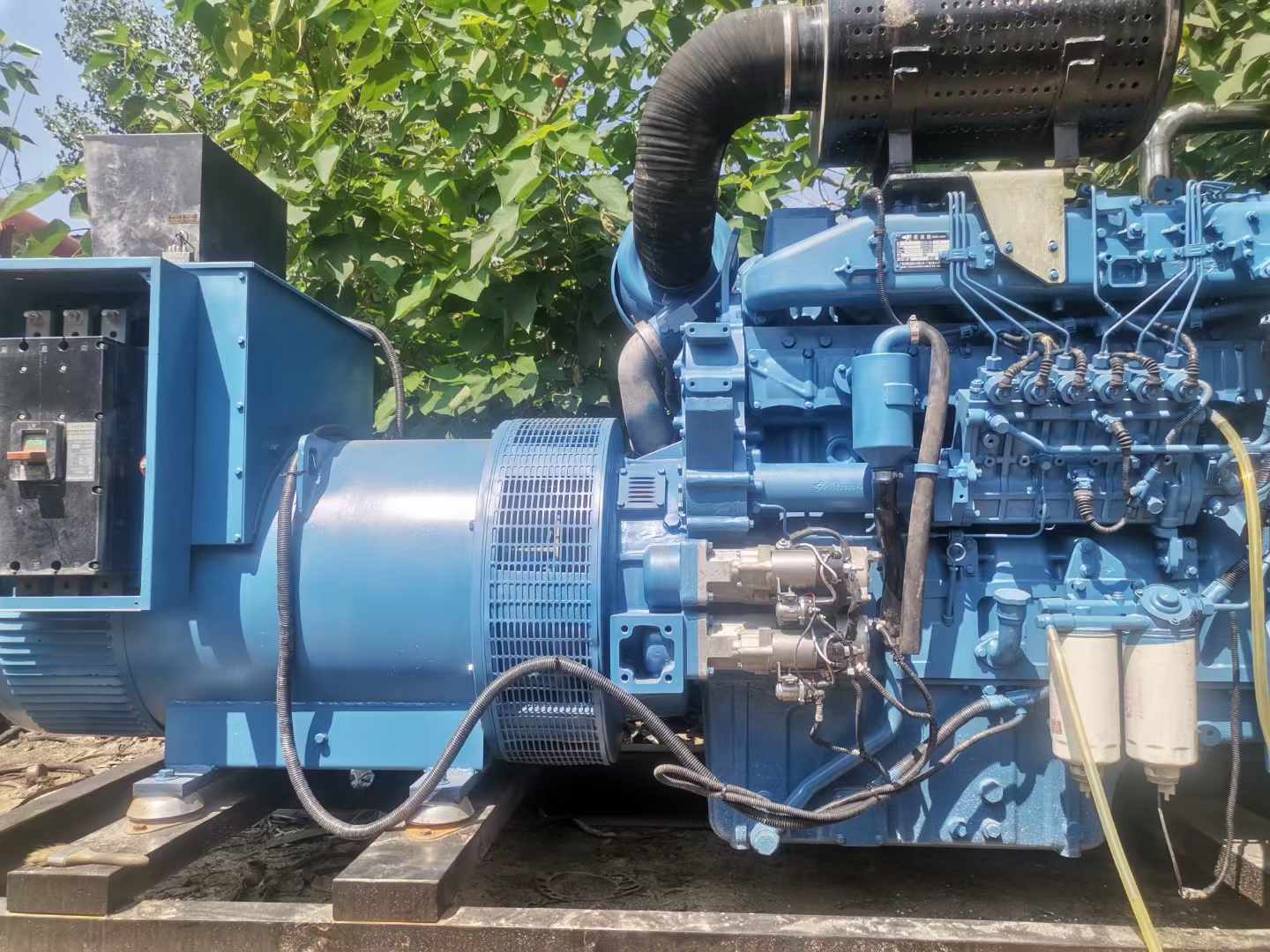 岚皋详细说明降低 800kW 柴油发电机输出电流波动的方法