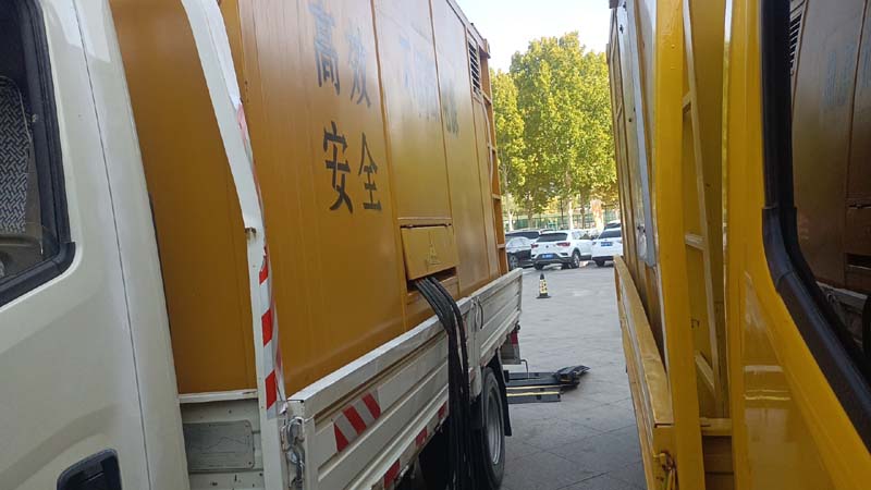 岚皋如何判断柴油发电机组和UPS电源的切换时间是否符合要求？